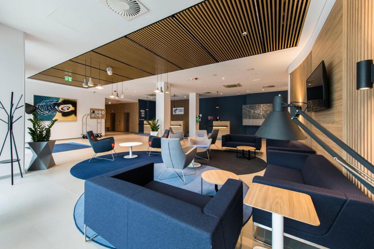 Holiday Inn Express Warsaw - Mokotow By Ihg Exterior foto