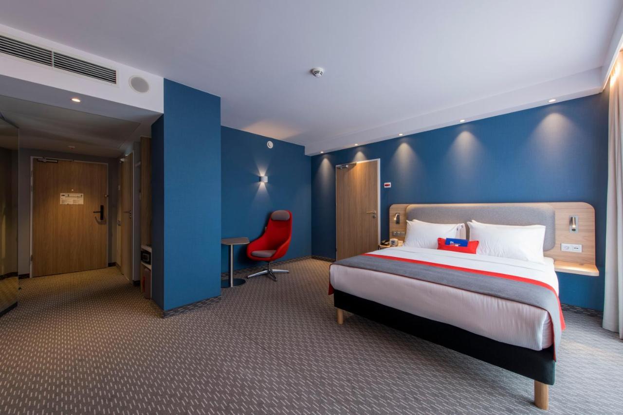 Holiday Inn Express Warsaw - Mokotow By Ihg Exterior foto