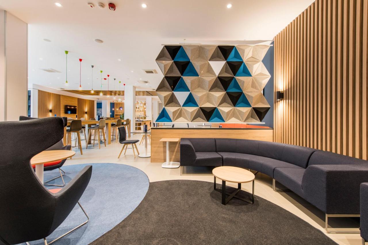 Holiday Inn Express Warsaw - Mokotow By Ihg Exterior foto