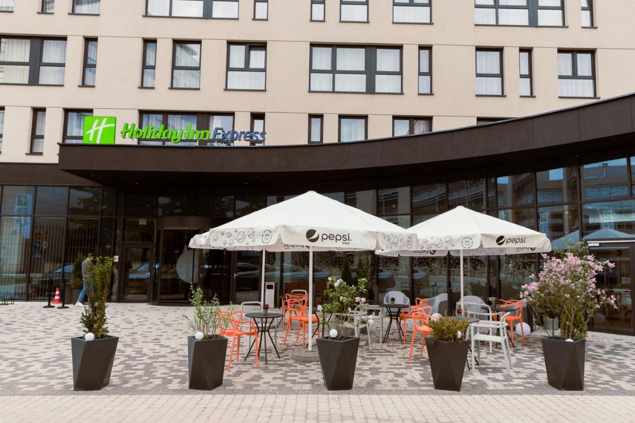 Holiday Inn Express Warsaw - Mokotow By Ihg Exterior foto