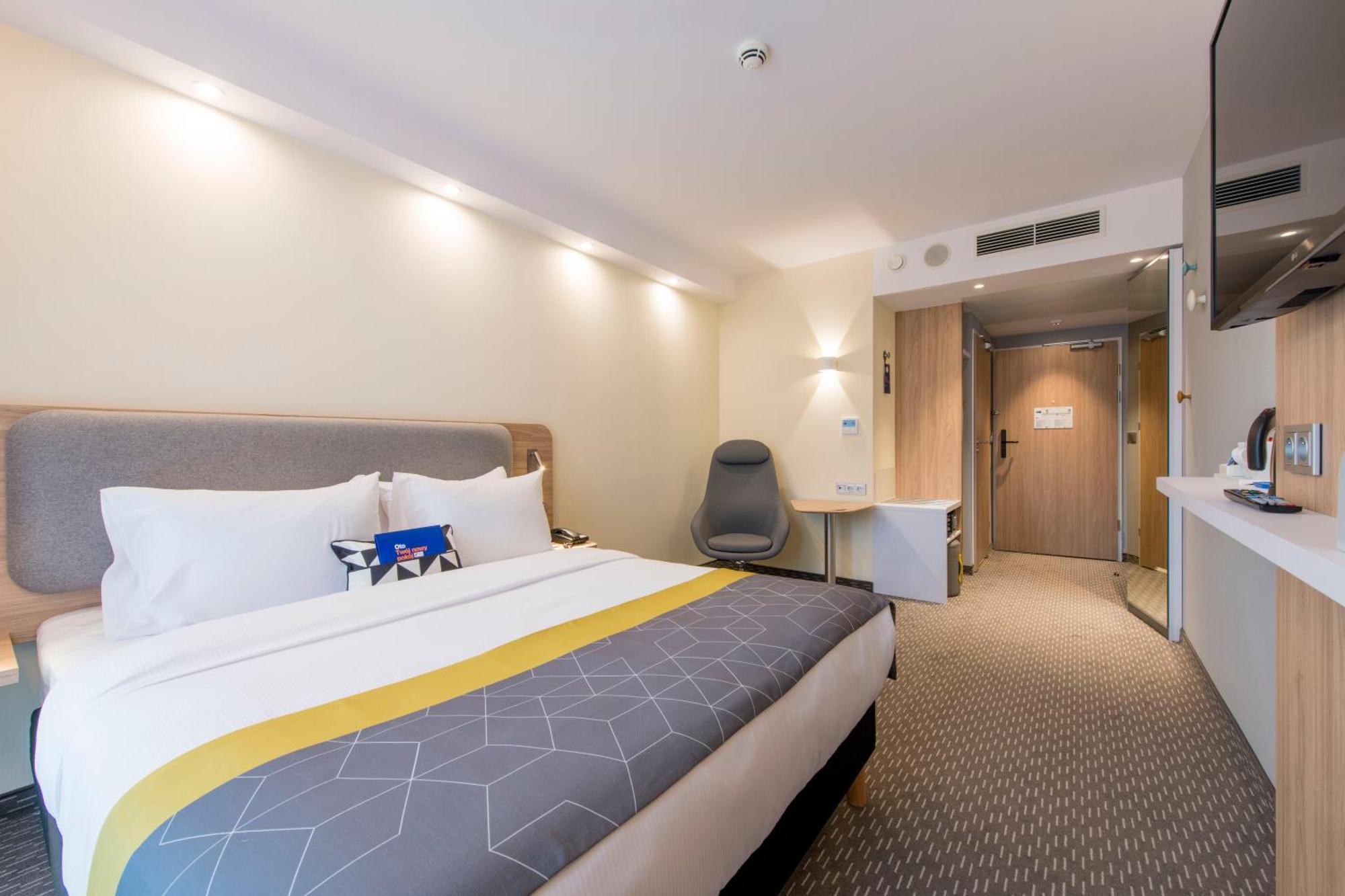 Holiday Inn Express Warsaw - Mokotow By Ihg Exterior foto